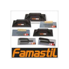 LLANA PLASTICA 14 X 27 CM C/GOMA FAMASTIL