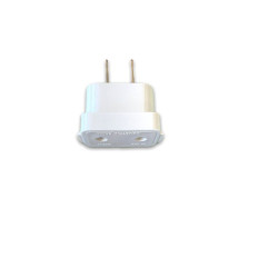 FICHA ADAPTADOR AMERICANO SALIDA 6 AMP