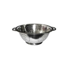 COLADOR PASTA C/PIE 24CM ACERO INOXIDABLE